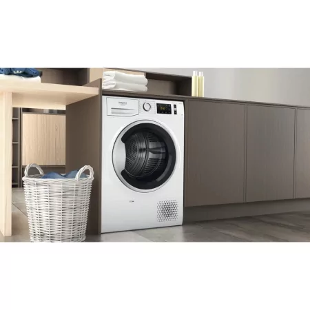 Kontrolsat - Máquina de Secar Roupa Hotpoint - 8Kg - Bomba de Calor - NT M11 8X3SK EU Kontrolsat - Máquina de Secar Roupa Hotpoint - 8Kg - Bomba de Calor - NT M11 8X3SK EU