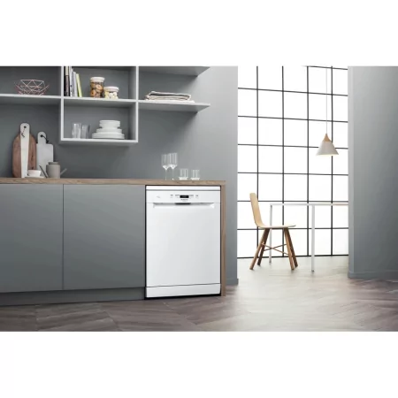 Kontrolsat - Máquina Lavar Loiça Hotpoint HFC3C26F (14 Talheres - 60cm - Classe E)