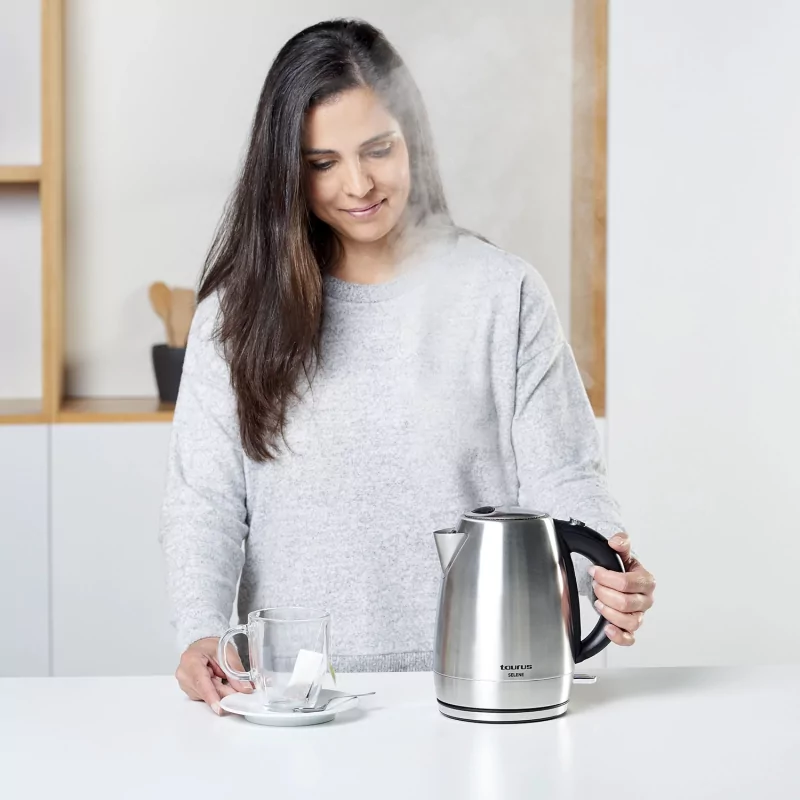 Kontrolsat - Taurus Kettle - Selene - 2200W - 1.7L