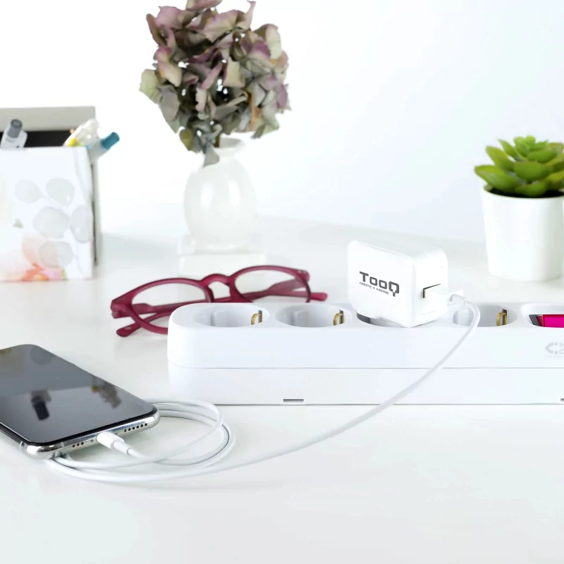 Kontrolsat - TooQ USB Charger - 12W - White - TQWC-1S01WT
