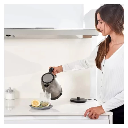 Kontrolsat - Jarro Eléctrico Black+Decker 2200W 1,7L - Inox - BXKE2201E Kontrolsat - Jarro Eléctrico Black+Decker 2200W 1,7L - Inox - BXKE2201E