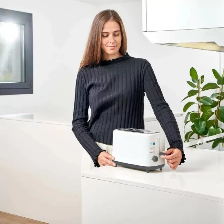 Kontrolsat - Black+Decker 820W Toaster - 2 Slots - 7 Levels - White - BXTO820E Kontrolsat - Black+Decker 820W Toaster - 2 Slots - 7 Levels - White - BXTO820E