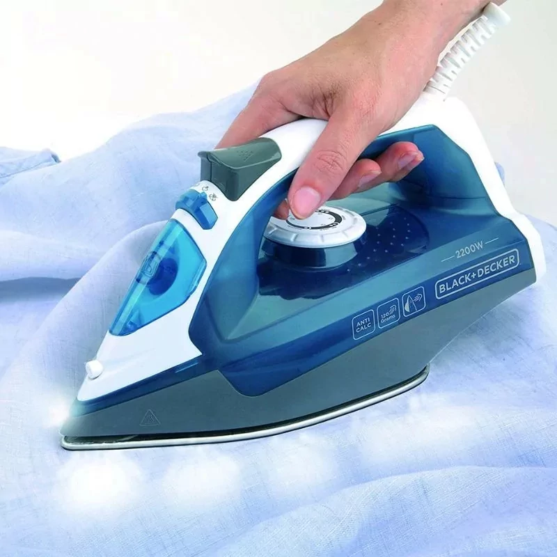 Kontrolsat - Ferro a Vapor Black+Decker 2200W - Base Inox - BXIR2200E 