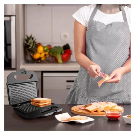 Kontrolsat - Sandwich Maker Grill Black & Decker - 750W - Brown and Black - BXSA752E Kontrolsat - Sandwich Maker Grill Black & Decker - 750W - Brown and Black - BXSA752E