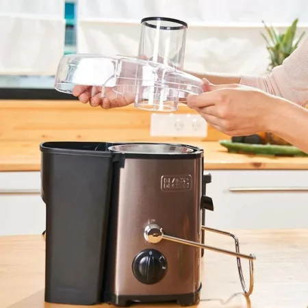 Kontrolsat - Centrifugadora Black+Decker 600W 2 Velocidades - Inox - BXJE600E Kontrolsat - Centrifugadora Black+Decker 600W 2 Velocidades - Inox - BXJE600E