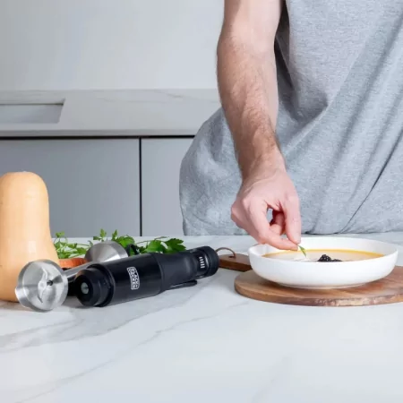 Kontrolsat - Varinha Mágica Black+Decker 1500W - Inox + Copo Medidor 0.7L - BXHB1501E Kontrolsat - Varinha Mágica Black+Decker 1500W - Inox + Copo Medidor 0.7L - BXHB1501E