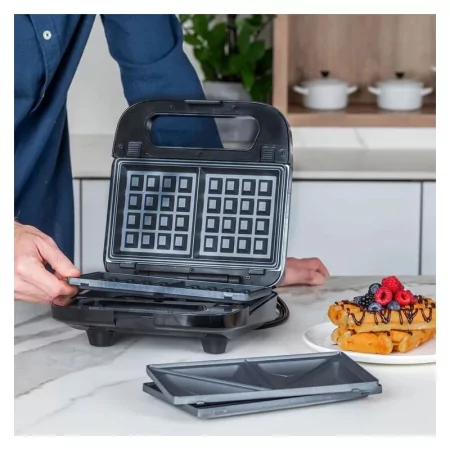 Kontrolsat - Black+Decker 750W Sandwich Maker - Sandwiches + Grill + Waffle - BXSA754E Kontrolsat - Black+Decker 750W Sandwich Maker - Sandwiches + Grill + Waffle - BXSA754E