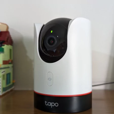 TP-Link Wi-Fi Security Camera - Tapo C225 Pan/Tilt AI 2K - People / Animal Detection