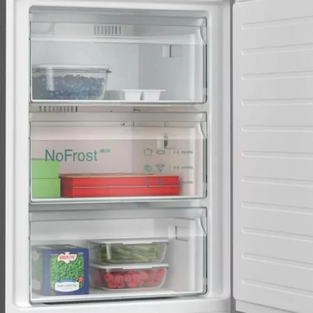 Siemens Combined Refrigerator - 263L - No Frost - KG39NAXCF