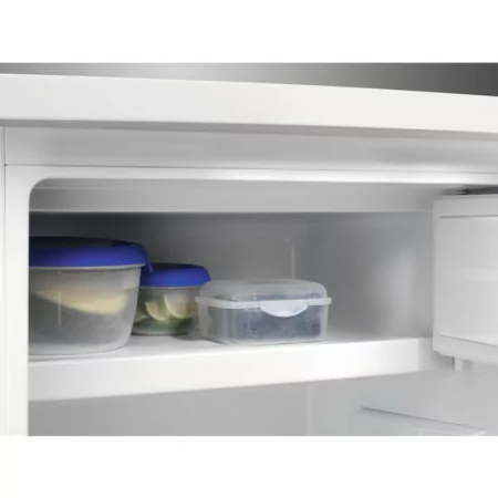 1-Door Refrigerator Zanussi - White - E Class - ZEAN11EW0