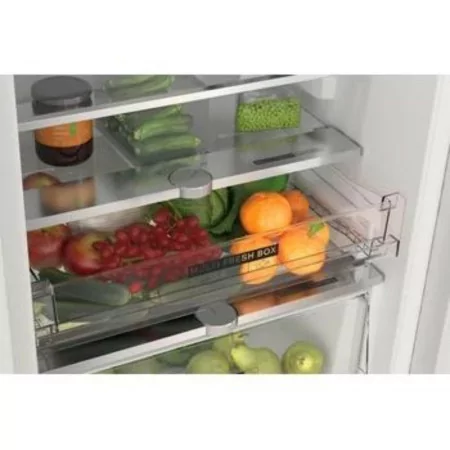 Whirlpool Built-in Combi Refrigerator - 250L - Total No Frost - Class E - White - WHC18 T322