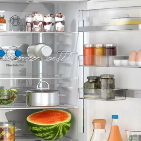 Frigorífico Combinado Bosch - 260L - No Frost / Série 6 - Inox - KGN39AIAT|Bosch|4242005325443