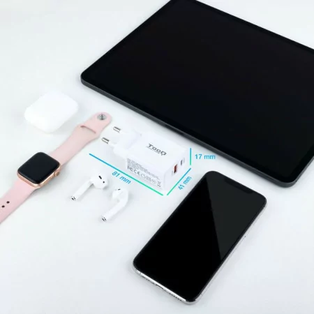 TooQ USB Charger - White - 100-240V - TQWC-2SC04WT