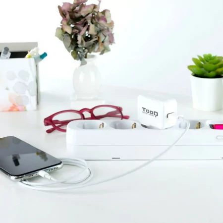 TooQ USB Charger - 12W - White - TQWC-1S01WT