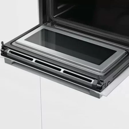 Bosch Electric Oven - Series 8 - 45L - White - CMG633BW1