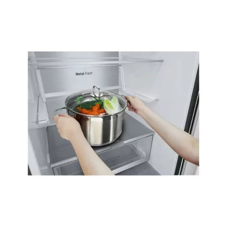 Frigorífico Combinado LG - 341L - (Preto / No Frost) - GBB71MCVGN|LG|8806091390868