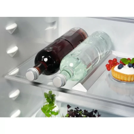AEG Combined Refrigerator - 376L - White - NSC7G751