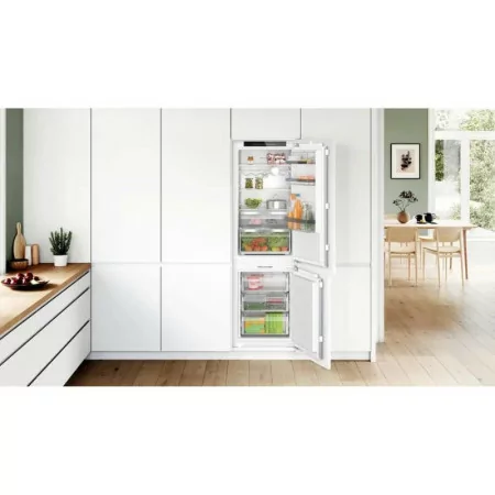 Bosch Combined Refrigerator - 262L - White - KIN86ADD0