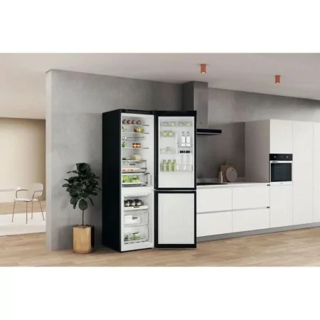 Whirlpool Combined Refrigerator - (367 Liters - 202cm - No Frost - Black/Stainless Steel) - W7X93TKS