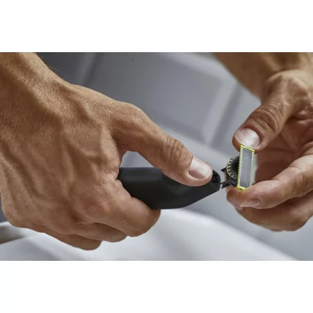 Kontrolsat - Philips Body Trimmer - OneBlade Pro 360 - QP6541/15 Kontrolsat - Philips Body Trimmer - OneBlade Pro 360 - QP6541/15