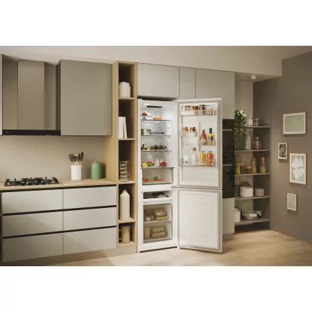 Kontrolsat - Candy CNCQ2T518EW Fridge Freezer (279L - Class E - White) Kontrolsat - Candy CNCQ2T518EW Fridge Freezer (279L - Class E - White)