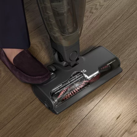 Kontrolsat - AEG - Vertical Vacuum Cleaner AS52CB18DB Kontrolsat - AEG - Vertical Vacuum Cleaner AS52CB18DB