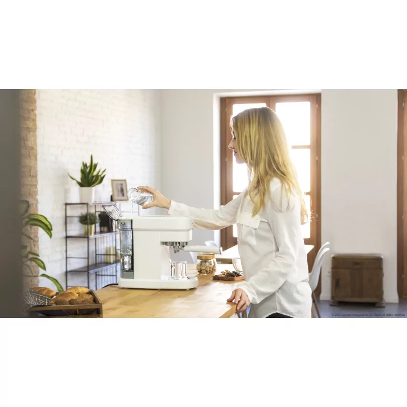 Kontrolsat - Máquina de Café Expresso Cecotec - ( Aço inoxidável - 1350 W - Branco ) Cafelizzia 790