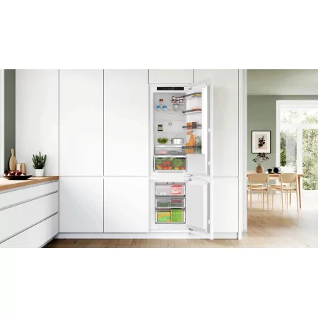 Kontrolsat - Bosch Built-in Combined Fridge Freezer 290L - KIN96VFD0 Kontrolsat - Bosch Built-in Combined Fridge Freezer 290L - KIN96VFD0