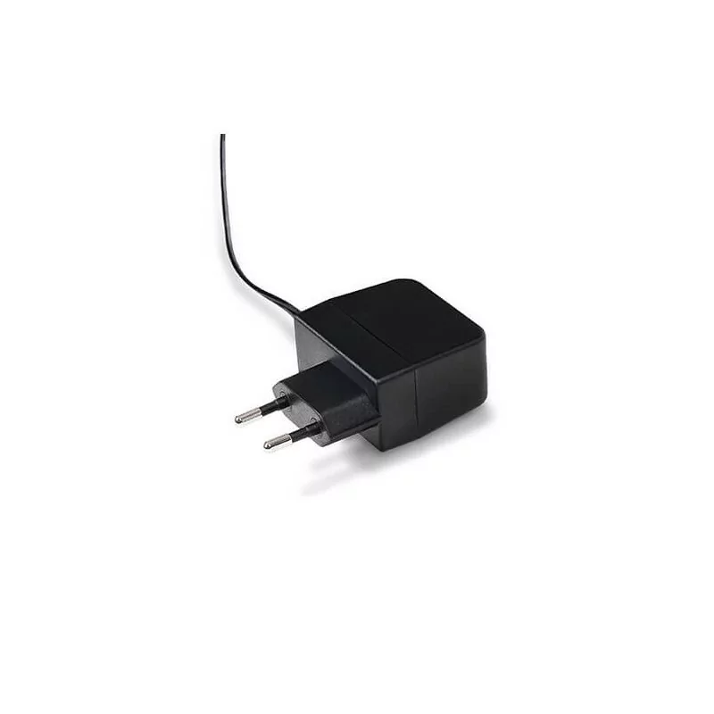 Alimentador Formuler F3 F4, F4 Turbo (12V 2A - DC) Alimentador Formuler F3 F4, F4 Turbo (12V 2A - DC)